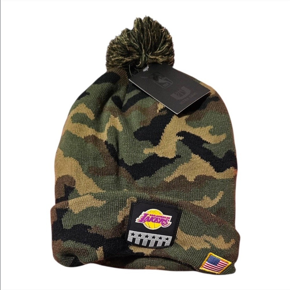 Los Angeles LA Lakers Green Camo Beanie Pom Hat Flag‎ Salute to Service New